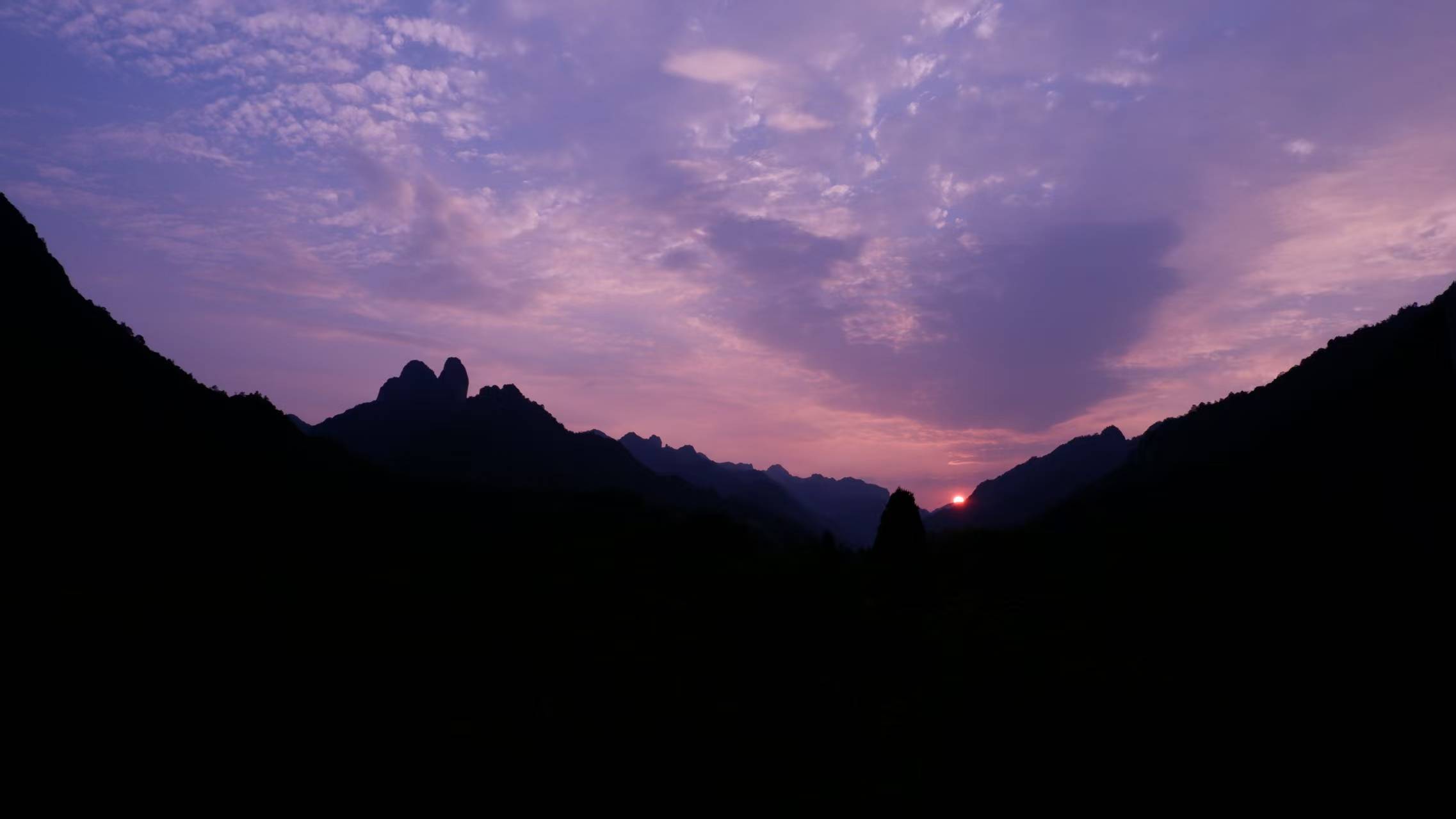 为什么室内设计被说“夕阳”又“高薪”？一场行业冰与火之歌